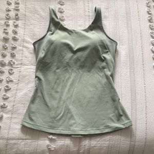 Workout tank with built in bra